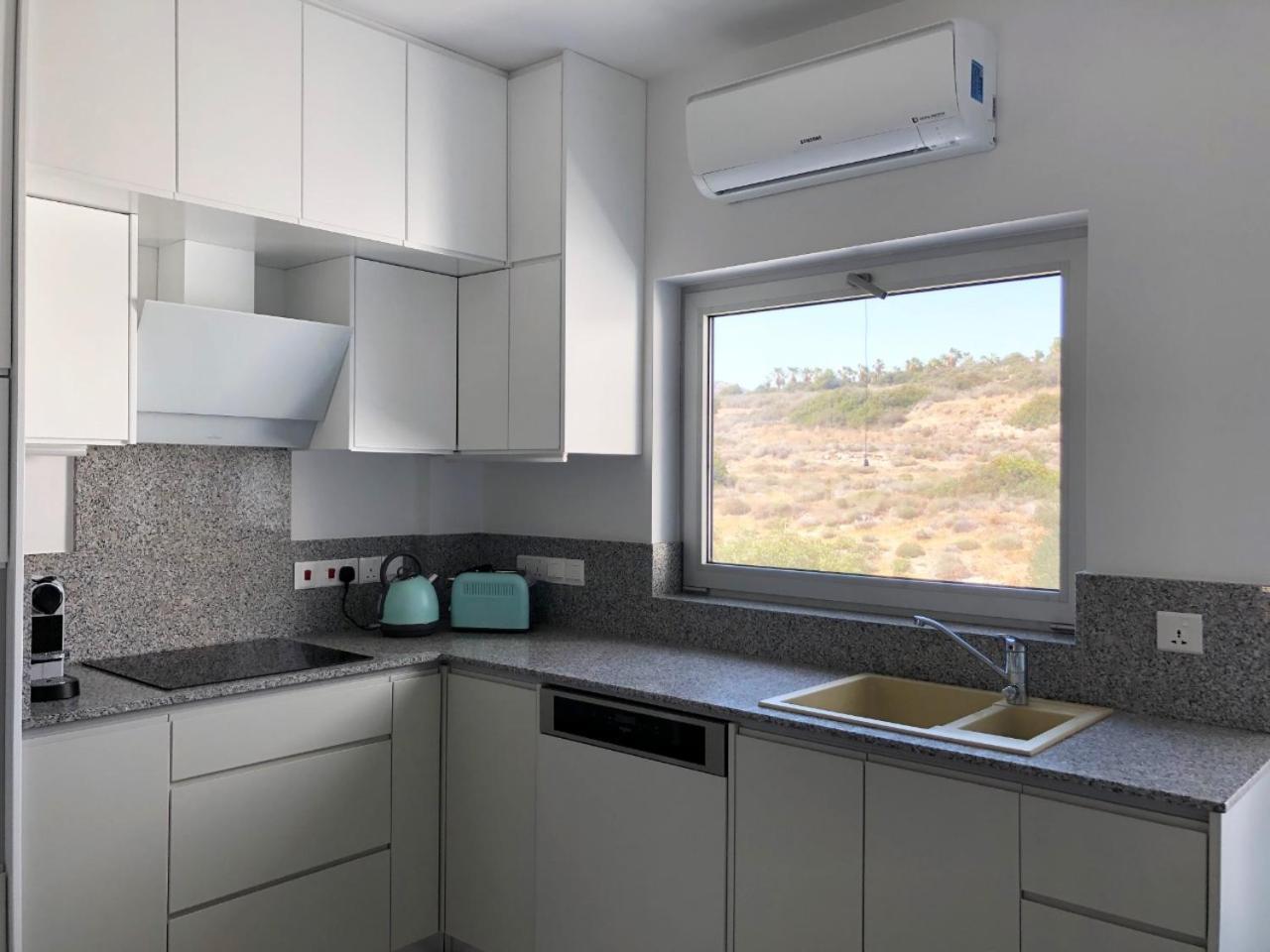 Alania Sea View Apartment リマソール エクステリア 写真