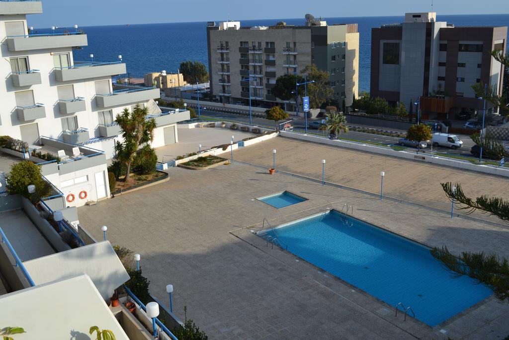 Alania Sea View Apartment リマソール エクステリア 写真