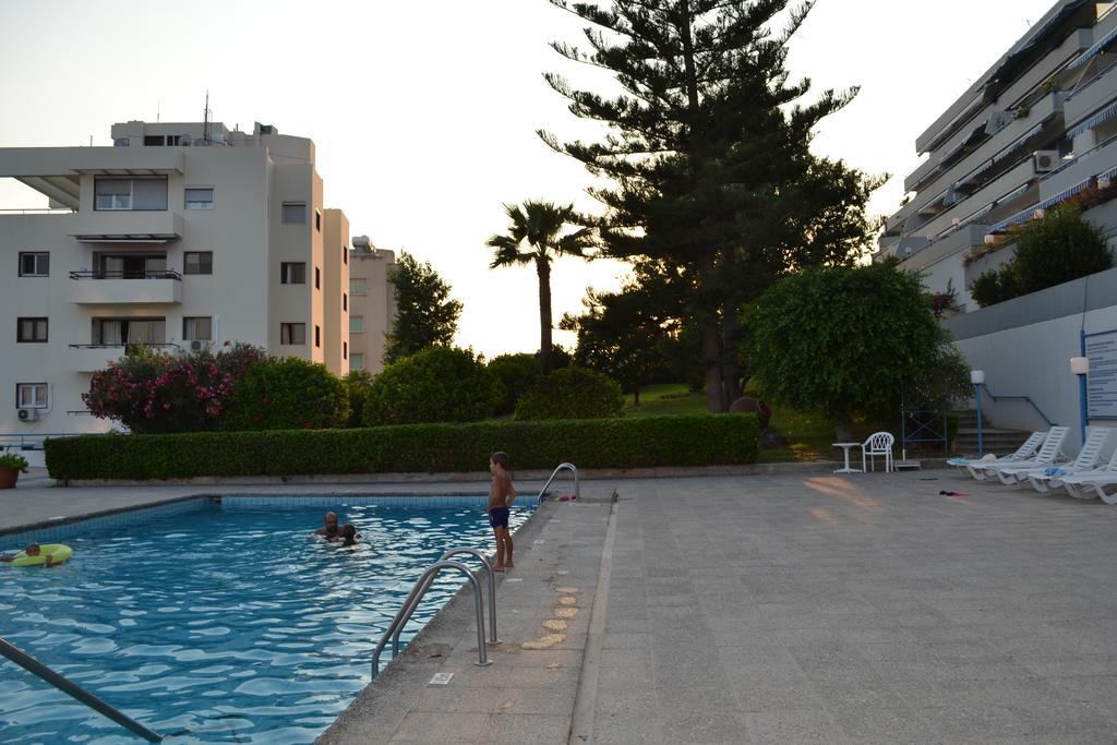 Alania Sea View Apartment リマソール エクステリア 写真